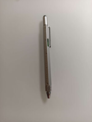 Graveeritav 6-ühes multifunktsionaalne pastakas.